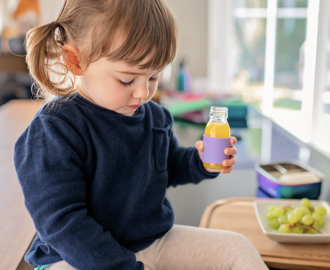 Lekkabox Juicy - Sticlă mini cu bandă din silicon (60 ml)