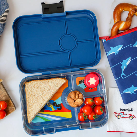 Yumbox Tapas XL Monte Carlo blue / Race Cars (4 compartimente)